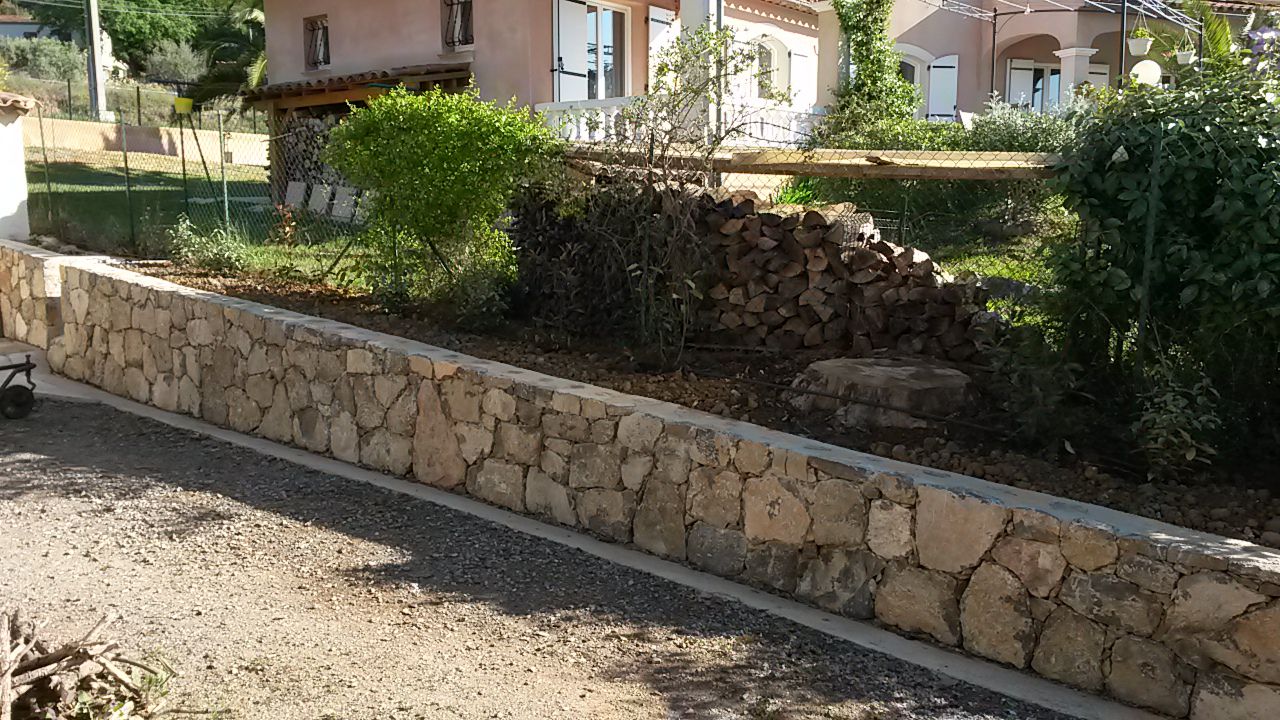 Murs en pierre
